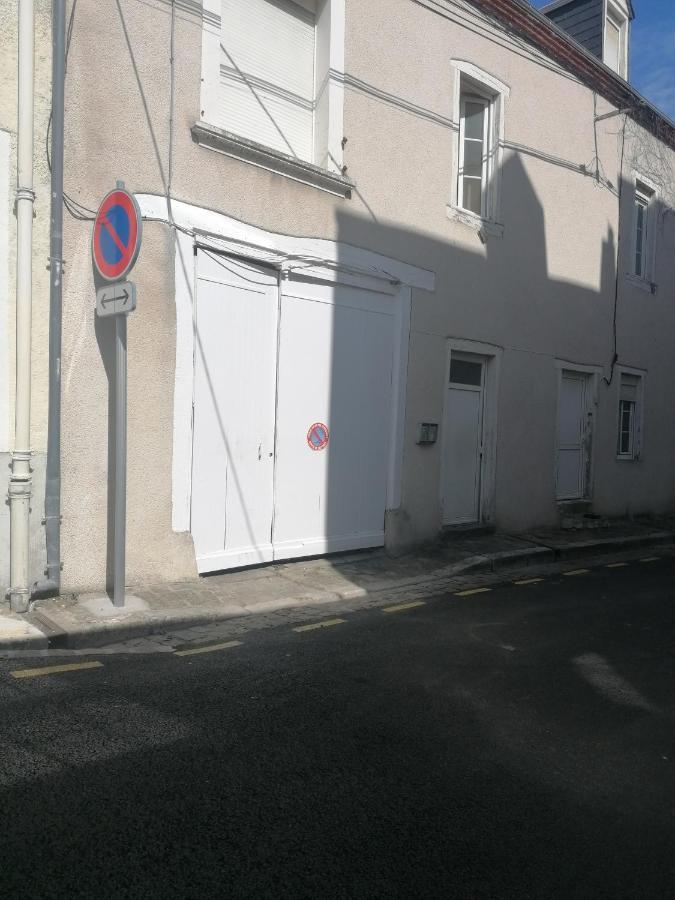L'Etape Du Cher Vierzon Exterior photo